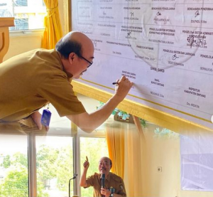Ini Kata Sekda Sintang Saat Hadiri Pencanangan dan Penandatanganan Zona Integritas Dinas Dukcapil