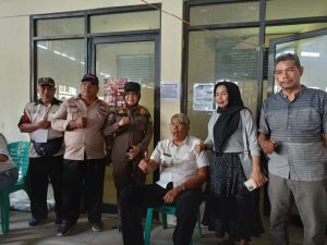 Pantau Pemilu, Bupati Sintang Pimpin Rombongan Kunjungi 10 TPS di Kota Sintang