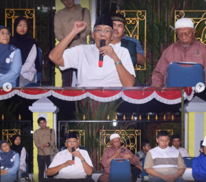 Bupati Sintang Hadiri Pelepasan Pawai Takbir Idul Fitri 1445 Hijriah di Depan Pendopo