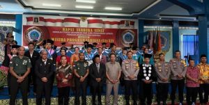 Bupati Sintang Hadiri Wisuda Sarjana STKIP Persada Khatulistiwa, Ini Katanya