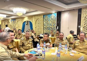 Wabup Sintang Hadiri Rakor Gubernur Sebagai Wakil Pemerintah Pusat di Pontianak