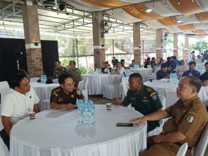 Bupati Sintang Hadiri Sosialisasi Tahapan Pilkada Sintang di Aula Serantung Waterpark