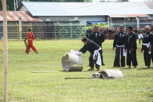 Bupati Sintang Terpukau Saksikan Atraksi Pencak Silat Massal Usai Upacara HUT Kota Sintang Tahun 2024