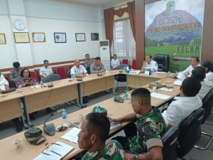 Asisten II Sintang Pimpin Rapat Persiapan Upacara Hari Lahir Pancasila