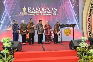Kunjungi Jambi, Selimin Kepala Bappenda Sintang Ikuti Rakor Pendapatan Daerah Se Indonesia