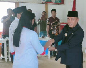 Kukuhkan Perpanjangan Masa Jabatan BPD, Ini Pesan Camat Ketungau Hulu