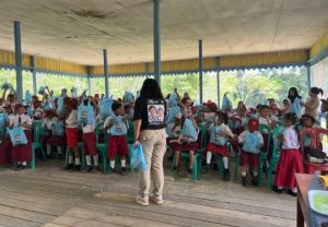 Kampanyekan Makan Gizi Berimbang, DKPP Sintang Sambangi SDN 2 Sungai Tebelian