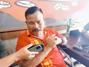 Hadapi Pilkada 2024, Camat Kayan Hulu Ajak Perangkat Desa Netral