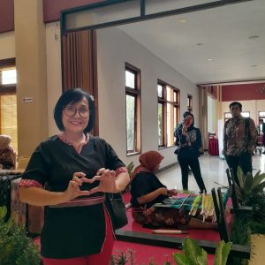 Perempuan Melayu Gelar Lomba Betangas, Ini Kata Hendrika