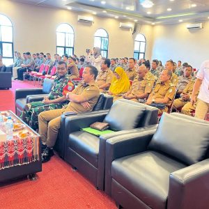 Kesbangpol Sintang Hadiri Rakor Persiapan Distribusi Logistik Pilkada Sintang