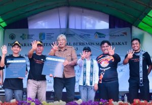 Hadiri Dekalrasi STBM di Desa Sungai Buluh, Ini Kata Maryono Camat Tempunak