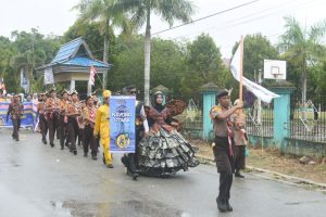 Ikuti Karnaval, Ratusan Peserta Raida 2025 Se Kalbar Jalan Kaki Gunakan Pakaian Nusantara